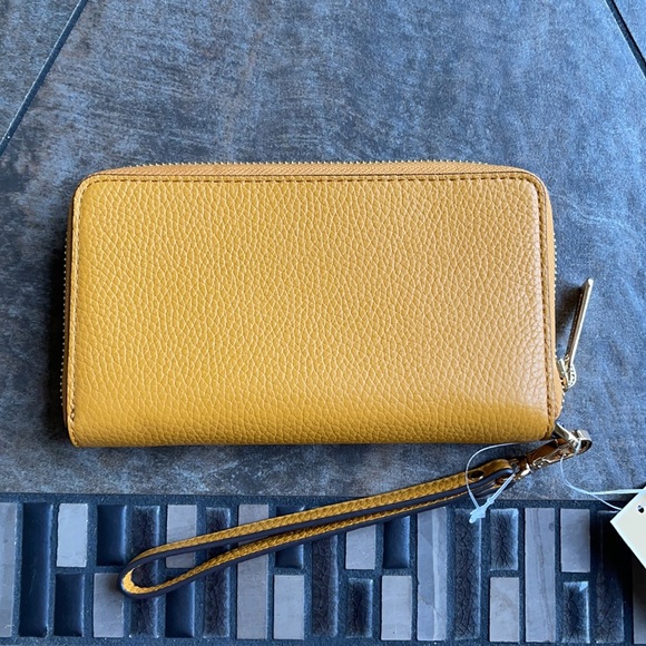 Michael Kors Jet Set Travel Lg Flat Multifunctional Phone Case-Wristlet-Wallet - Picture 4 of 16